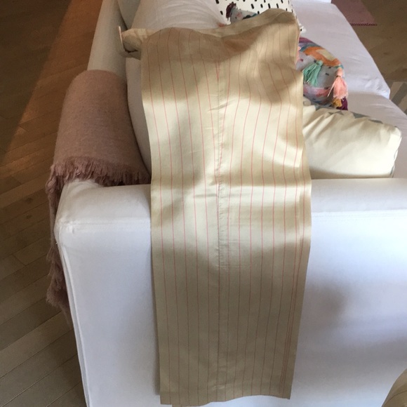 Stunning Silk Taffeta Pantsuit by Gianfranco Ferre - Picture 6 of 7